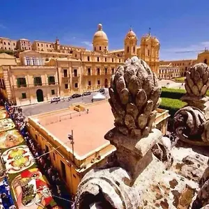 Casa Zeus Holiday home Noto