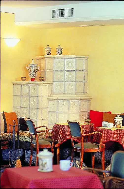 Locanda Locatori パッソ・デル・トナーレ イタリア